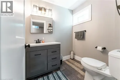 65 Niska Drive Waterdown ON L8B 0M4