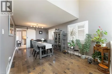 65 Niska Drive Waterdown ON L8B 0M4