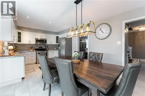 65 Niska Drive Waterdown ON L8B 0M4