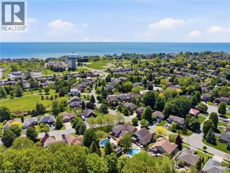 1 Newport Lane Port Dover ON N0A 1N7