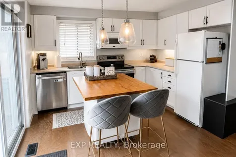 24 Lovell Crescent Brantford ON N3T 6P3