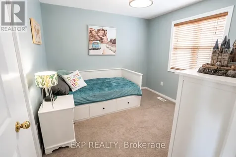 24 Lovell Crescent Brantford ON N3T 6P3
