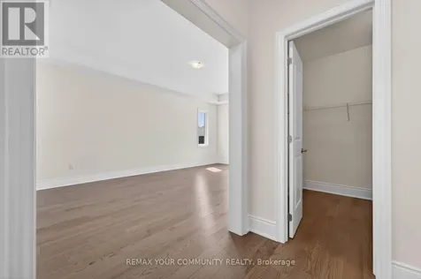 5 Garriock Hall Avenue King (king City) ON L7B 1K5