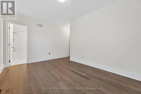 5 Garriock Hall Avenue King (king City) ON L7B 1K5