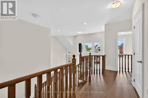 5 Garriock Hall Avenue King (king City) ON L7B 1K5