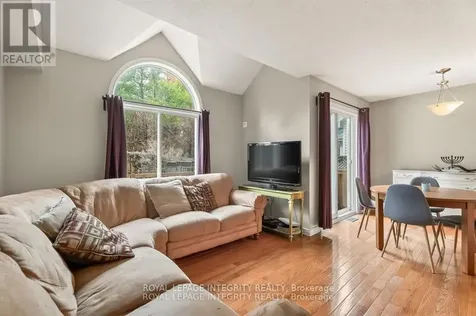 106 Blackdome Crescent Ottawa ON K2T 1B1