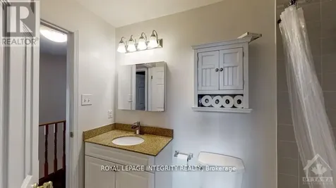 106 Blackdome Crescent Ottawa ON K2T 1B1