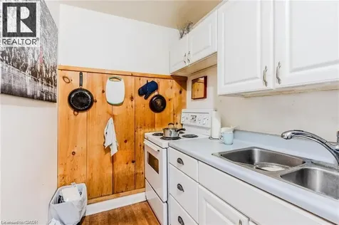 172 Markland Street Hamilton ON L8P 2K5