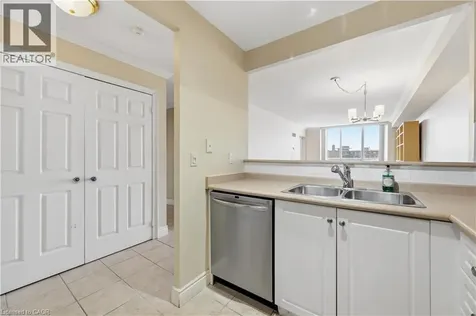 442 Maple Avenue Burlington ON L7S 2L7