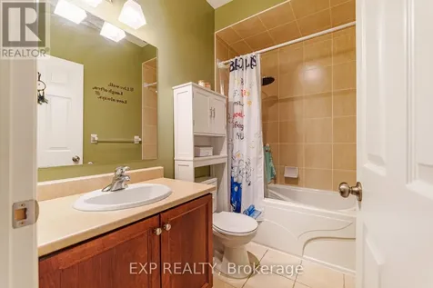 1496 Queensdale Avenue Ottawa ON K1T 4G3