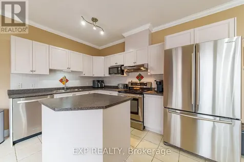 1496 Queensdale Avenue Ottawa ON K1T 4G3