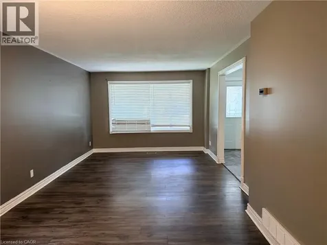 43 Forest Glen Crescent Kitchener ON N2N 1C7