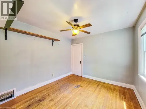 135 Wexford Avenue South Hamilton ON L8K 2N9