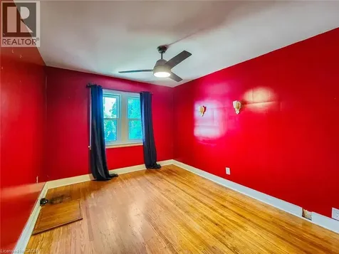 135 Wexford Avenue South Hamilton ON L8K 2N9