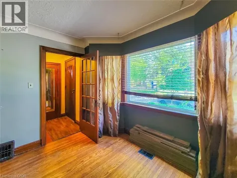 135 Wexford Street South Hamilton ON L8K 2N9