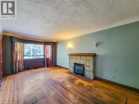 135 Wexford Avenue South Hamilton ON L8K 2N9