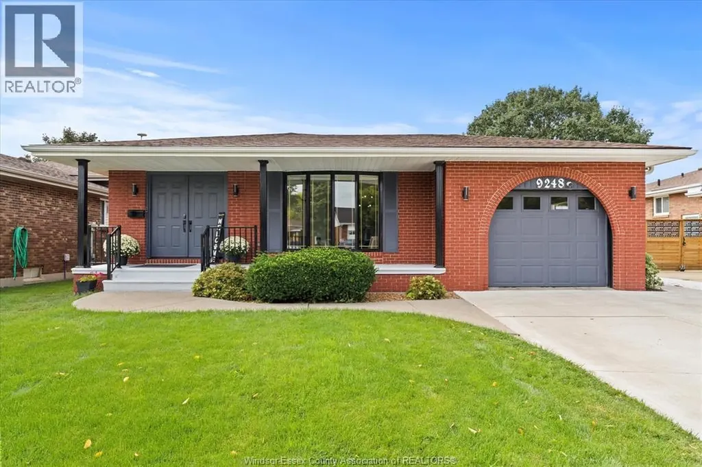 9248 Esplanade Drive Windsor ON N8R 1J1