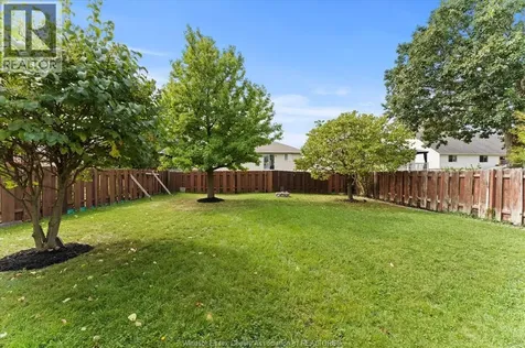 9248 Esplanade Drive Windsor ON N8R 1J1
