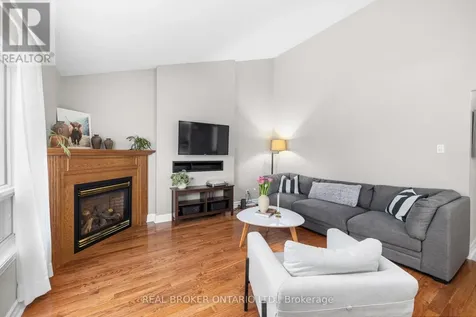 1981 Orchardview Avenue Ottawa ON K4A 3B8