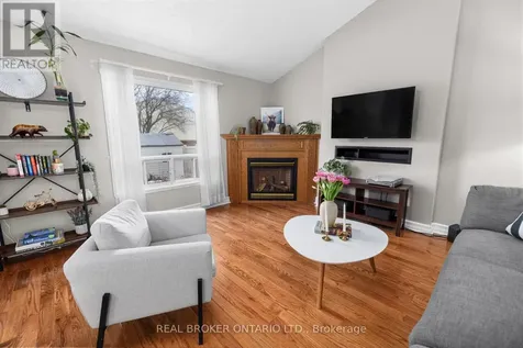1981 Orchardview Avenue Ottawa ON K4A 3B8