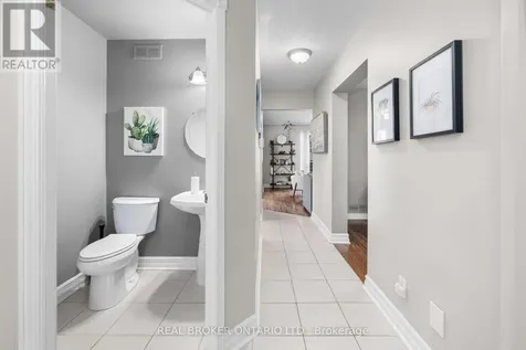 1981 Orchardview Avenue Ottawa ON K4A 3B8