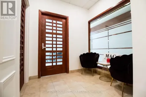 160 George Street Ottawa ON K1N 9M2