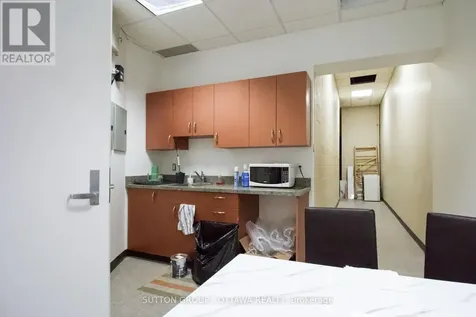 160 George Street Ottawa ON K1N 9M2