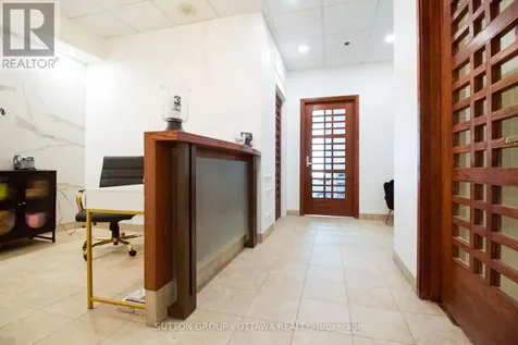 160 George Street Ottawa ON K1N 9M2
