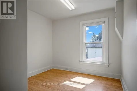 153 Colborne Street West Orillia ON L3V 2Z4
