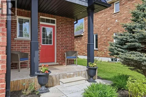 28 Clark Street Collingwood ON L9Y 0H9