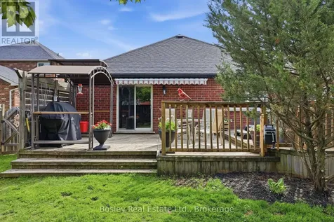 28 Clark Street Collingwood ON L9Y 0H9