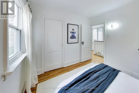 259 Torrens Avenue Toronto (east York) ON M4J 2P6
