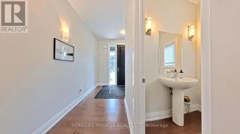 63 Ian Ormston Drive Kitchener ON N2P 0K2