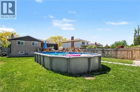 44 Oakhurst Crescent Kitchener ON N2B 3K3