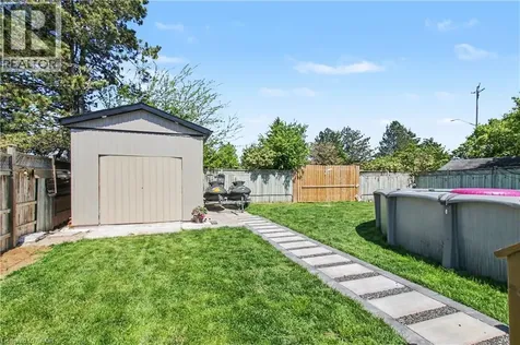 44 Oakhurst Crescent Kitchener ON N2B 3K3