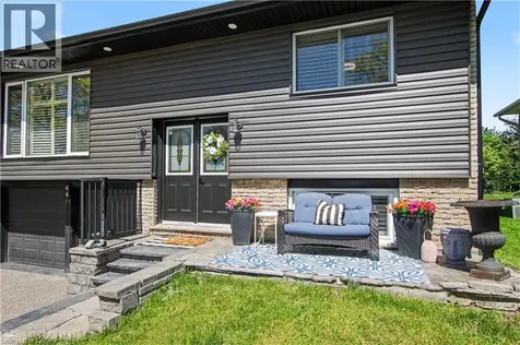 44 Oakhurst Crescent Kitchener ON N2B 3K3