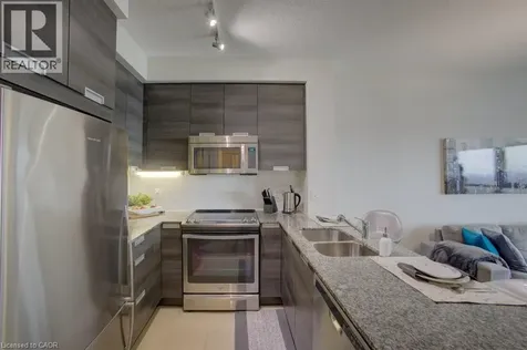75 Eglinton Avenue West Mississauga ON L5R 0E5
