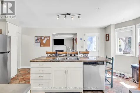 359 Lexington Road Waterloo ON N2K 2J9