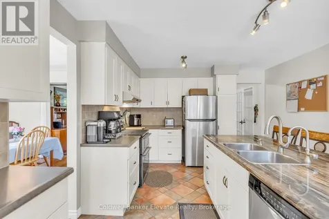 359 Lexington Road Waterloo ON N2K 2J9