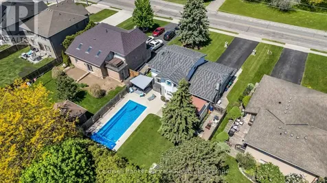 359 Lexington Road Waterloo ON N2K 2J9