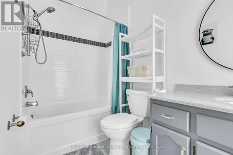 359 Lexington Road Waterloo ON N2K 2J9