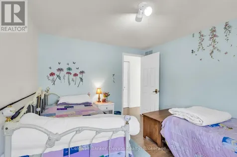 359 Lexington Road Waterloo ON N2K 2J9