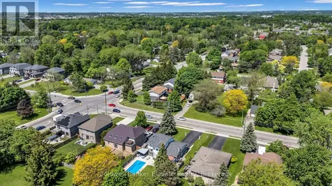 359 Lexington Road Waterloo ON N2K 2J9