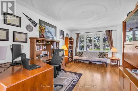 359 Lexington Road Waterloo ON N2K 2J9