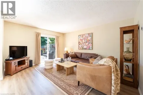 49 Elma Place Cambridge ON N3C 4E6