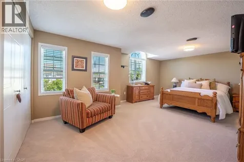 49 Elma Place Cambridge ON N3C 4E6