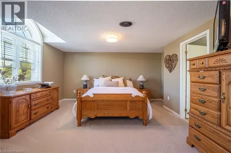 49 Elma Place Cambridge ON N3C 4E6