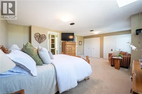 49 Elma Place Cambridge ON N3C 4E6
