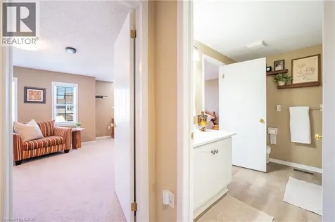 49 Elma Place Cambridge ON N3C 4E6