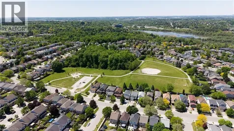 49 Elma Place Cambridge ON N3C 4E6